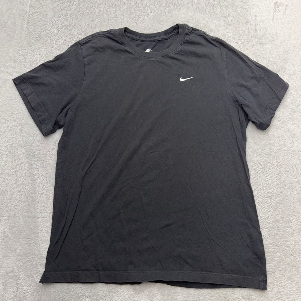 Nike T-Shirt Mens L Black The Nike Tee Short Sleeve Swoosh Logo Athletic Crew